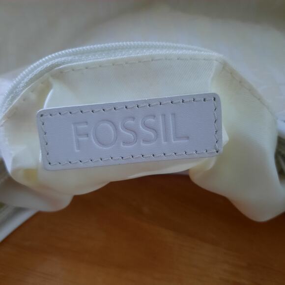 Fossil Womens Butterfly and Floral Embroidered Zip Closure Shoulder Bag - Picture 5 of 7